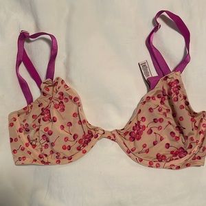 Cute unlined, Demi bra. By Victoria, secrets